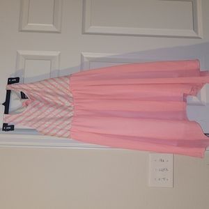 Girls pink dress